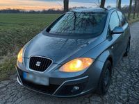 Gebraucht Seat Altea Ecomotive 105 PS (77 kW) 2012 Grau Van / Kleinbus