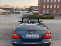 Gebraucht Mercedes CLK200 163 PS (119 kW) 2006 Blau Cabrio