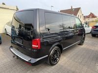 Second-hand VW T5 Highline 179 CP (131 kW) 2015 Negru Van
