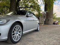 Brugt BMW 320 184 HK (135 kW) 2010 Sølv Sedan