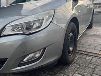 Gebraucht Opel Astra 101 PS (74 kW) 2010 Grau Kleinwagen