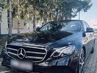 Gebraucht Mercedes E220 Avantgarde 194 PS (142 kW) 2019 Schwarz Limousine