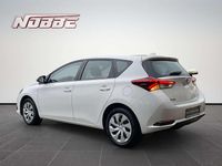 Gebraucht Toyota Auris Cool 99 PS (72 kW) 2016 Schneeweiß Limousine