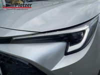 Neu Toyota Corolla Team 98 PS (72 kW) 2025 Silber Kombi