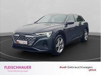 Gebraucht Audi Q8 e-tron Advanced 158 kW (215 PS) 2024 Grau (magnetgrau) SUV