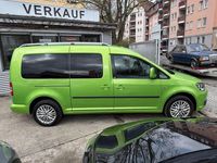 Gebraucht VW Caddy Maxi Cup 102 PS (75 kW) 2014 Grün Van / Kleinbus