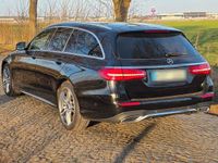 Gebraucht Mercedes E220 AMG 194 PS (142 kW) 2018 Schwarz Kombi