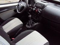 Gebraucht Fiat Qubo Easy 73 PS (53 kW) 2012 Silber Van / Kleinbus