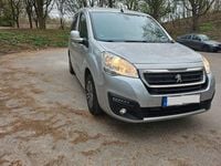 Gebraucht Peugeot Partner Tepee Active 120 PS (88 kW) 2018 Grau Van / Kleinbus