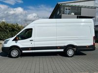 Gebraucht Ford Transit Trend 131 PS (96 kW) 2019 Weiß Limousine