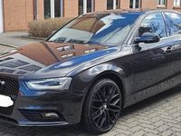 Second-hand Audi A4 Black Edition 170 CP (125 kW) 2012 Negru Berlinǎ