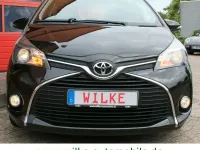 Gebraucht Toyota Yaris Comfort 69 PS (50 kW) 2015 Schwarz Kleinwagen