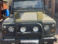 Gebraucht Land Rover Defender 113 PS (83 kW) 1997 Grün Kombi
