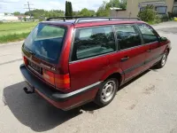 Gebraucht VW Passat 90 PS (66 kW) 1994 Rot Kombi