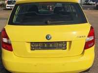 Gebraucht Skoda Fabia 70 PS (51 kW) 2008 Gelb Kleinwagen