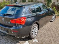 Gebraucht BMW 118 Advantage 136 PS (100 kW) 2017 Schwarz Kleinwagen