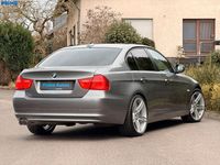 Gebraucht BMW 330 272 PS (200 kW) 2011 Grau Limousine