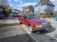 Gebraucht Mercedes 300 113 PS (83 kW) 1987 Rot Kombi