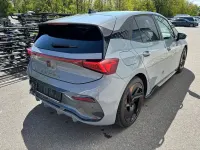 Second-hand Cupra Born 150 kW (204 CP) 2024 Gri Hatchback