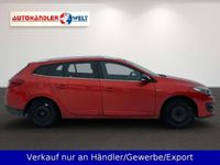 Gebraucht Renault Mégane GrandTour Bose Edition 131 PS (96 kW) 2015 Rot Kombi