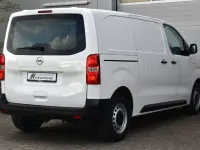 Gebraucht Opel Vivaro-e Combi Edition 122 PS (89 kW) 2020 Jade weiss/arktis weiss Van / Kleinbus