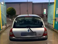 Gebraucht Renault Clio 60 PS (44 kW) 2006 Silber Kleinwagen