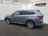 Gebraucht Mitsubishi Outlander Basis 135 PS (99 kW) 2019 Grau SUV