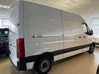 Gebraucht Mercedes Sprinter 150 PS (110 kW) 2024 Arktikweiss Van