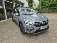 Neu Dacia Jogger Extreme 141 PS (103 kW) 2025 Grau Van / Kleinbus