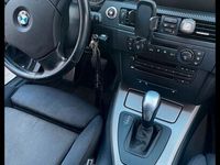 gebraucht BMW 325 i E90 Automatik