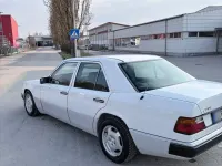 Gebraucht Mercedes 230 132 PS (97 kW) 1990 Weiß Limousine