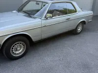 Gebraucht Mercedes 280 185 PS (136 kW) 1978 Silber Coupé