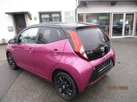 Gebraucht Toyota Aygo X-cite 72 PS (52 kW) 2019 Reddish purple m.m Kleinwagen