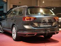 Gebraucht VW Passat Elegance 190 PS (139 kW) 2019 Grau Kombi