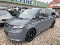 Gebraucht VW Multivan Life 150 PS (110 kW) 2024 Pure gray Van