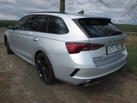 Second-hand Skoda Octavia RS 200 CP (147 kW) 2023 Argintiu Break