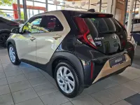Gebraucht Toyota Aygo X Pulse 72 PS (52 kW) 2022 Ginger beige SUV