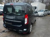 Gebraucht Dacia Dokker 90 PS (66 kW) 2016 Andere farben Van / Kleinbus