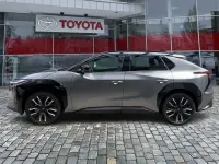 Gebraucht Toyota bZ4X Lounge 252 kW (343 PS) 2026 Silber SUV