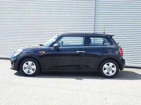 Gebraucht Mini ONE 102 PS (75 kW) 2016 Midnight black metallic Kleinwagen