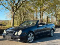 Gebraucht Mercedes CLK320 Edition 218 PS (160 kW) 2003 Blau Cabrio