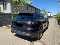 Second-hand Porsche Cayenne 340 CP (250 kW) 2018 Negru SUV