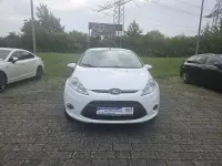 Gebraucht Ford Fiesta Titanium 97 PS (71 kW) 2012 Weiß Limousine