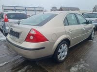 Gebraucht Ford Mondeo Ghia 145 PS (106 kW) 2004 Grau Limousine