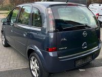 Usata Opel Meriva Edition 105 CV (77 kW) 2007 Metro m2 Monovolume