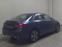 Gebraucht Mercedes A200 Progressive 150 PS (110 kW) 2020 Denimblau metallic Limousine