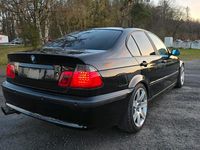 Gebraucht BMW 323 170 PS (125 kW) 1998 Schwarz Limousine