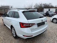 Gebraucht Skoda Superb Style 190 PS (139 kW) 2019 Weiß Kombi