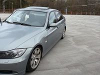 Gebraucht BMW 330 235 PS (172 kW) 2006 Blau Limousine