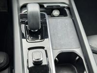 gebraucht Volvo XC60 B4 D AWD Plus Dark / LED Pilot Assist.